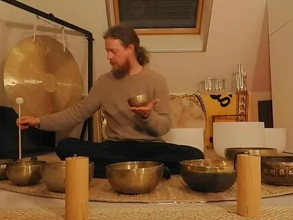 Sleep Soundly: Soundhealing For Better Sleep