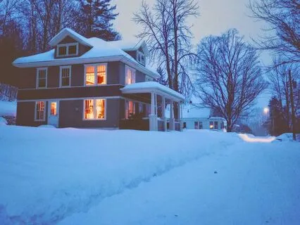 Sleep Story: The Bug And The Red Door