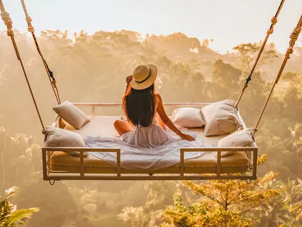 Snug In Bed: Morning Practice - Intention And Gentle Stretch