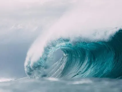 Soft Music & Ocean Waves For Sleep
