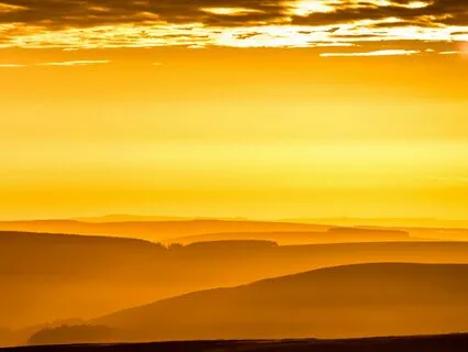 Solar Plexus Chakra Balancing - Agua Pura Vibes