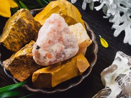 10 Minute Solar Plexus Chakra Balancing Music (Note E)