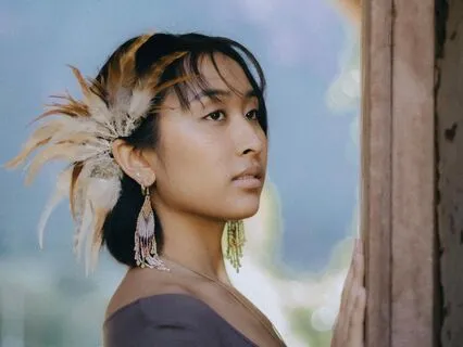 Somatic Meditation For Grounding And Emotional Clarity