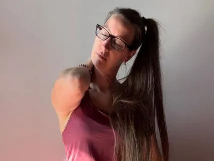 Somatic Practice To Start Your Day In Perimenopause