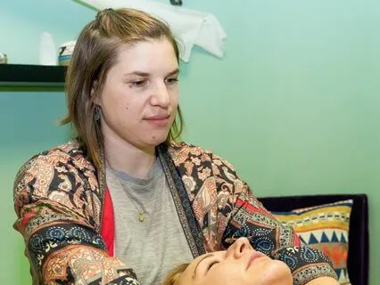 Somatic Tracking For Healing Chronic Pain