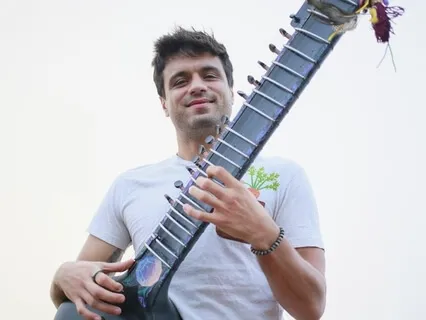 Souls Reunited - Improvised Sitar With Beats