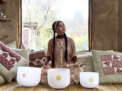 Sound Bath Emotional Balance With Quartz Bowls