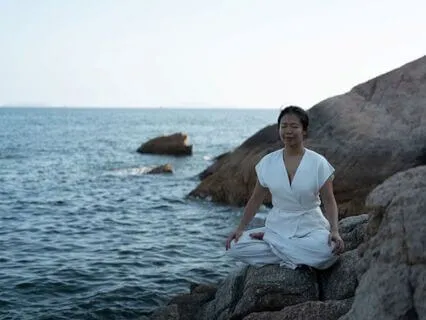 Sound Bath Sessions 177: Rainbow Kwok