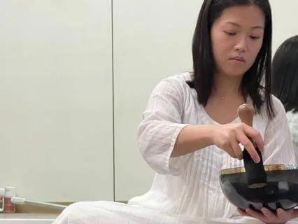 Sound Bath Sessions 217: Crystal Lai