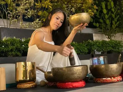 Sound Bath Sessions 302: Savy Ho