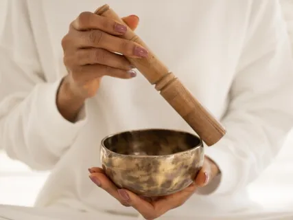 Sound Healing: Tibetan Bowl 5 Seconds Interval 25 Minutes
