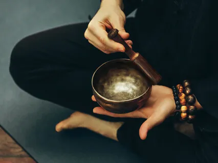 Sound Meditation For Lovingkindness (With Himalayan Singing Bowls)