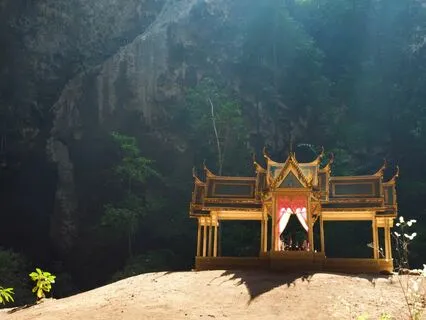 Soundscape For Mystery And Intrigue