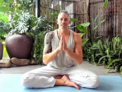 Spinal Release & Mobility - Gentle Morning Hatha (14min)