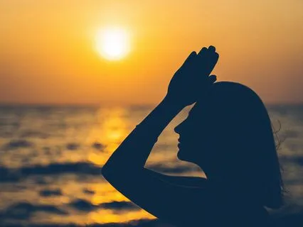 Spiritual Sound Bath & Ocean Waves | Vibrational Therapy