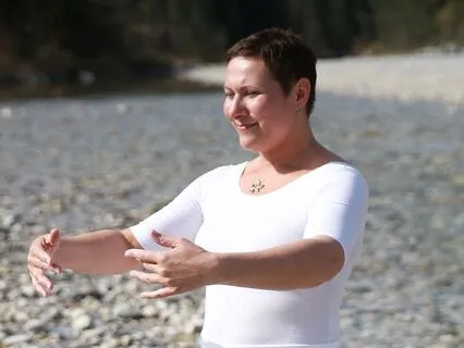 Qi-Gong Grounding: Stand Like A Tree Meditation