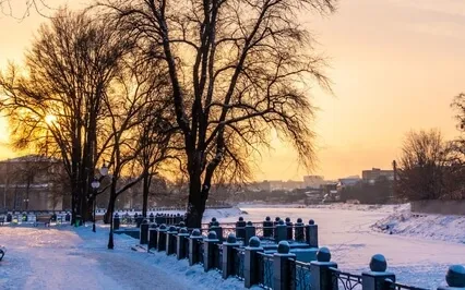 Stand Together, Not Too Near