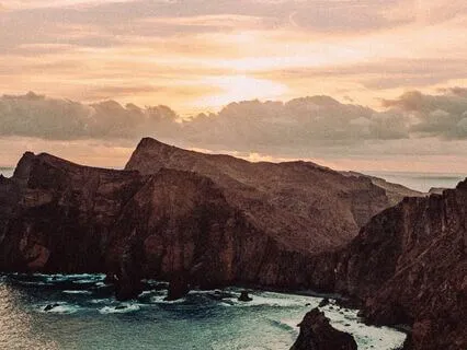 Start Bright: Energize Your Day In 6 Minutes