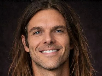 Steady Spine: A Postural Reset