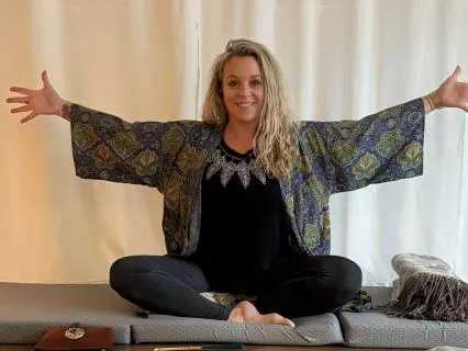 Stillhetens kudde – guidad vila (ca 15 min)