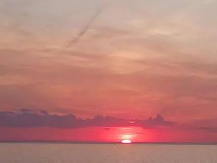 Stillness And The Power Of The Present Moment