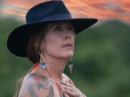 Stillness Speaks: Session 1 (18:11)