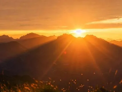 Stoic Morning Energy Boost: 5 Minutes To Wake Up Ready