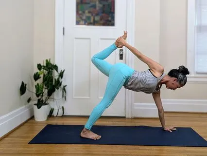 Stop Overthinking With This 8-Minute Flow