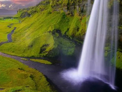 Flowing Abundance - Healing Music, Subliminal Affirmations