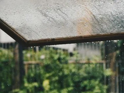 Summer Porch Rain: 6 Min. Soundbath For Quick Clearing
