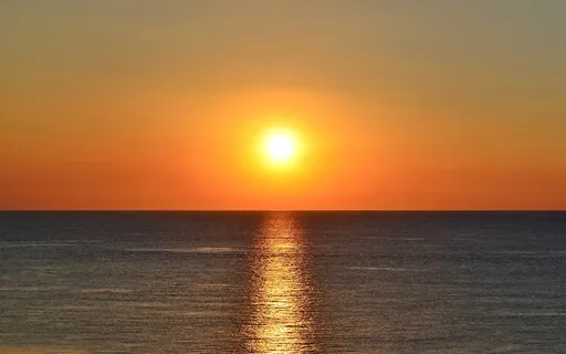 Sun Beej Mantra "Om Hram Hrim Hraum Sah Suryaya Namaha" 