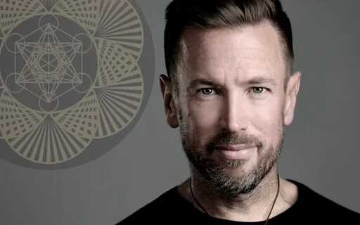 Sunday Stillness - E:1 Discernment And Powerful Listening