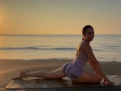 Sunrise Yoga With Sea
