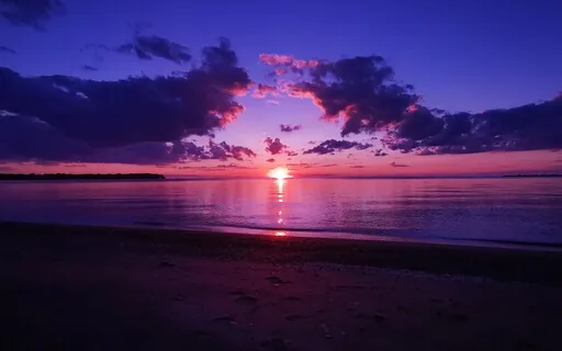 Tap Into Bhodisatva Kuan Yin With Chant: Om Mani Padme Hum 