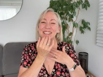 Tapping Into Daily Kindness With EFT