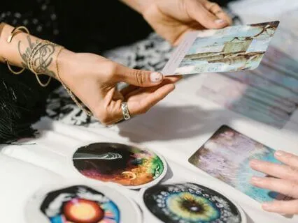 Tarot: Go With The Flow