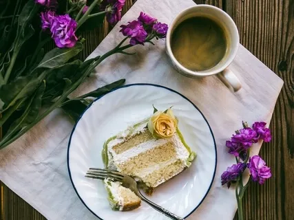 Tea & Fairy Tales: Cakes & Sweet Fortune