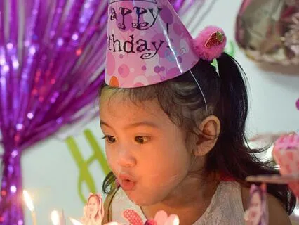 Tell Me A Story: 5 - Where's Minni's Birthday