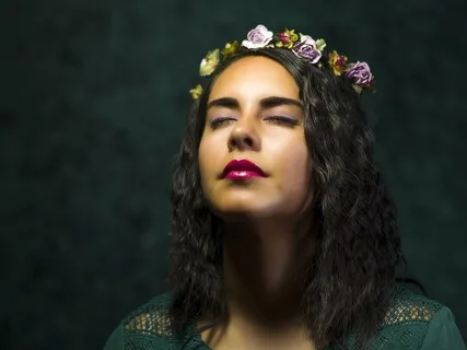 Nine Divine Days: Day 4. The Queen