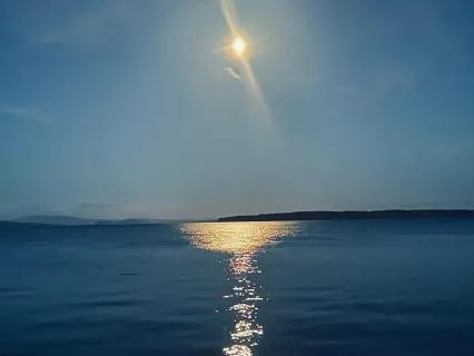 Ten Hours Of Gentle Ocean Sounds For Sleep