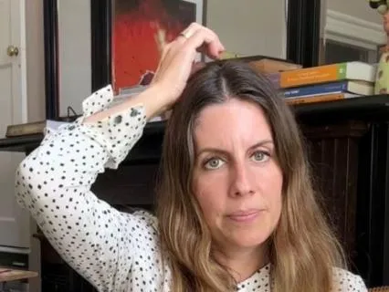 The 2-Minute Bathroom Tap: Quick EFT Tapping For Anxiety