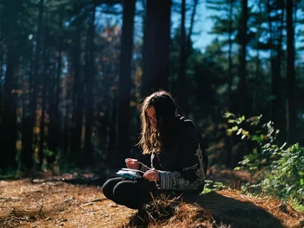 The Art Of Attention — Cheryl Leutjen Loves Our Only Earth Right Now