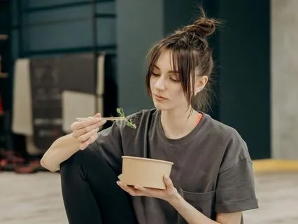 The Art Of Eating Mindfully: Nourishing Body And Mind