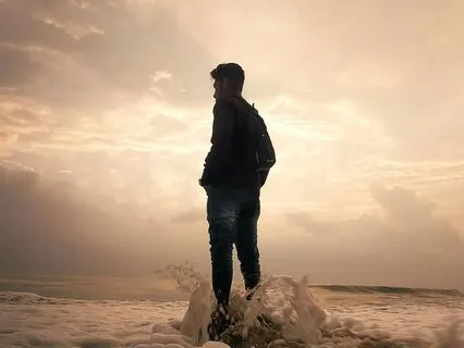 The Ember & The Ocean – Be Held Amidst Heartache