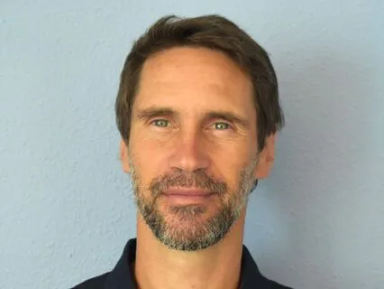 The Feathers  -A Hasidic Story-