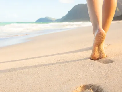 The Foot Feels The Foot When It Feels The Ground