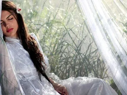 The Girl Who Walked Through Worlds Part 2: A Bedtime Story