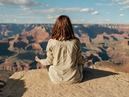 The Grounded Traveler (Theta Wave Binaural Beats)