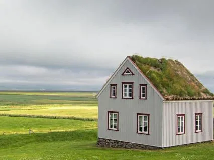 The Inn - Bedtime Story With 10 Hours Of Thunderstorm Sounds