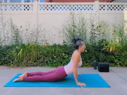 The Leg Action That Protects Your Lower Back in Cobra
